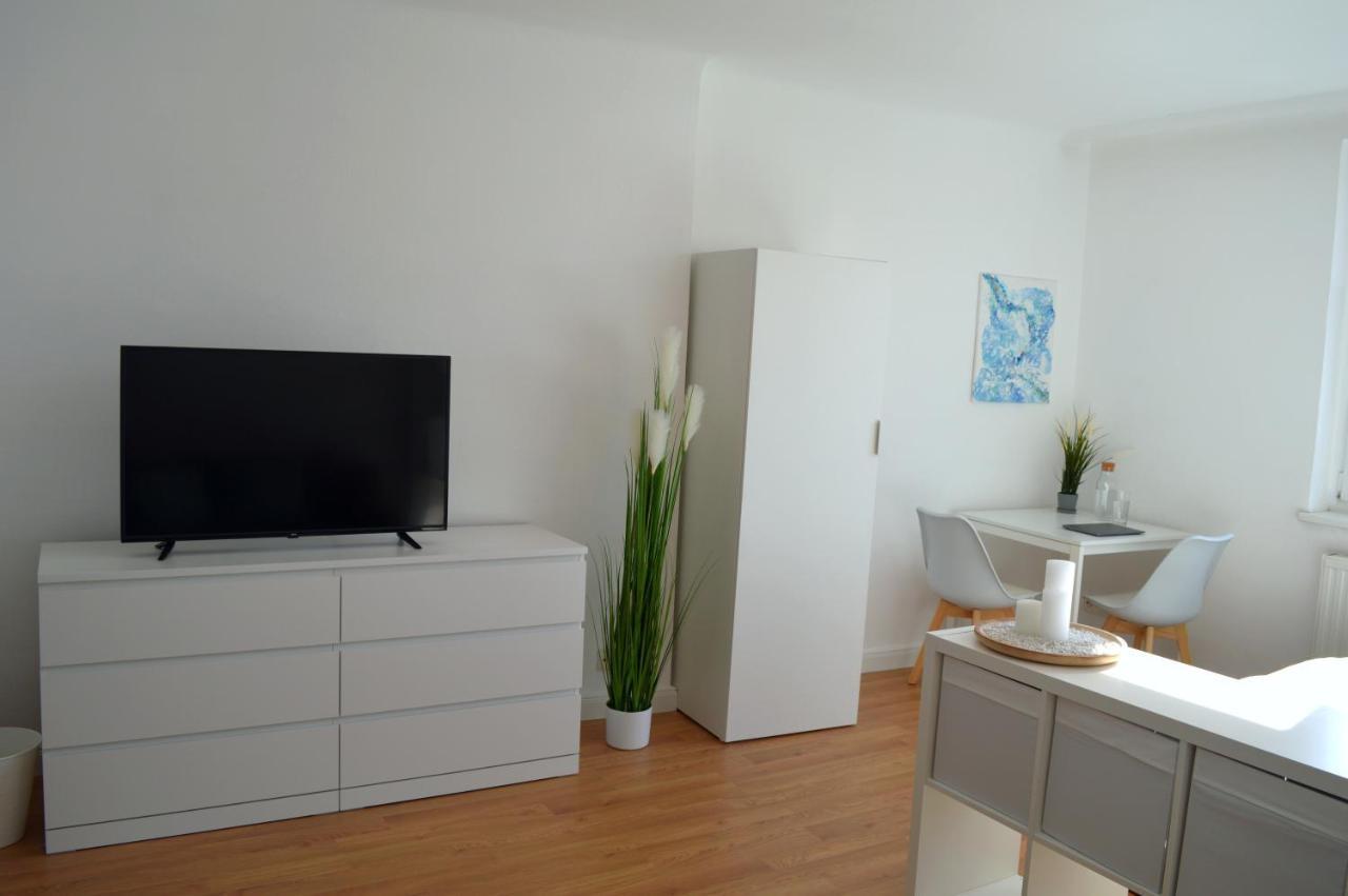 Gemutliches Studio Mit Blick Auf Die Ottakringer Brauerei Apartamento Viena Exterior foto